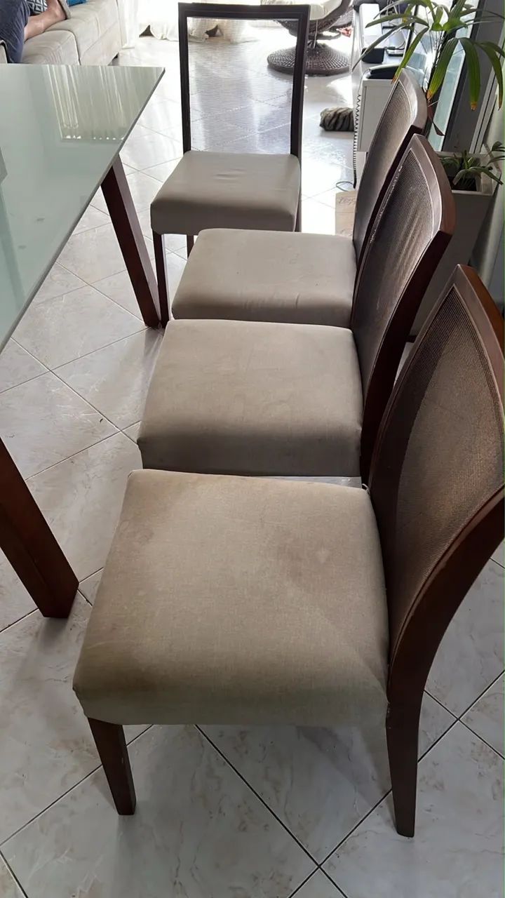 Mesa de Jantar + 4 Cadeiras - Tampo de vidro - Foto 3