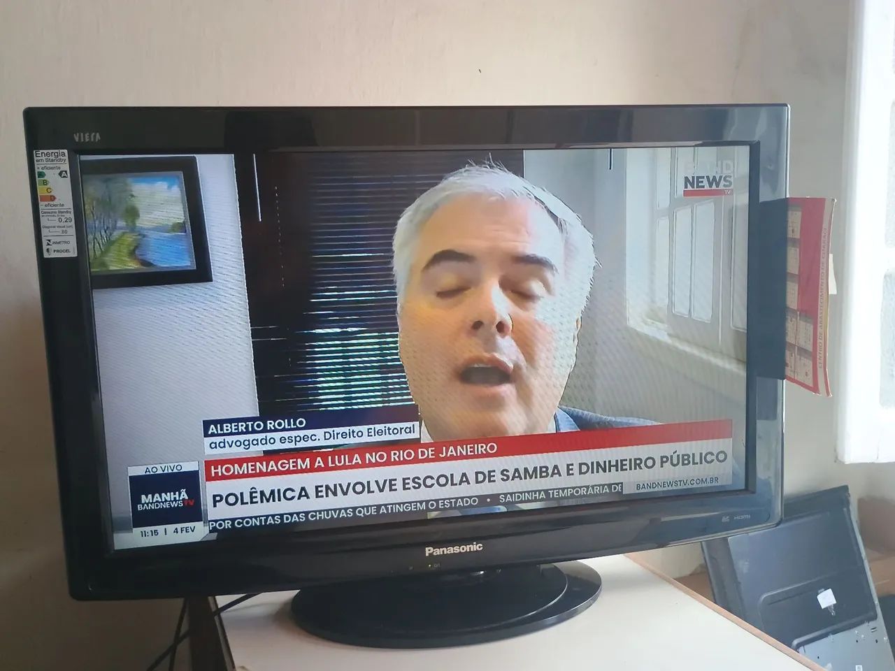 Tv Panasonic LCD 32 polegadas funcionando perfeitamente  - Foto 3