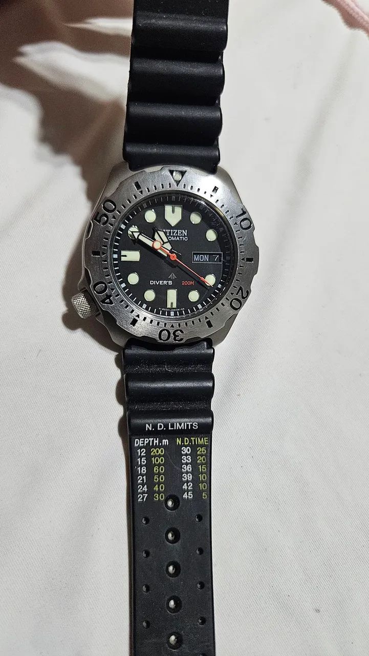 Citizen Promaster Automatic Divers 200m Left Hand Crown