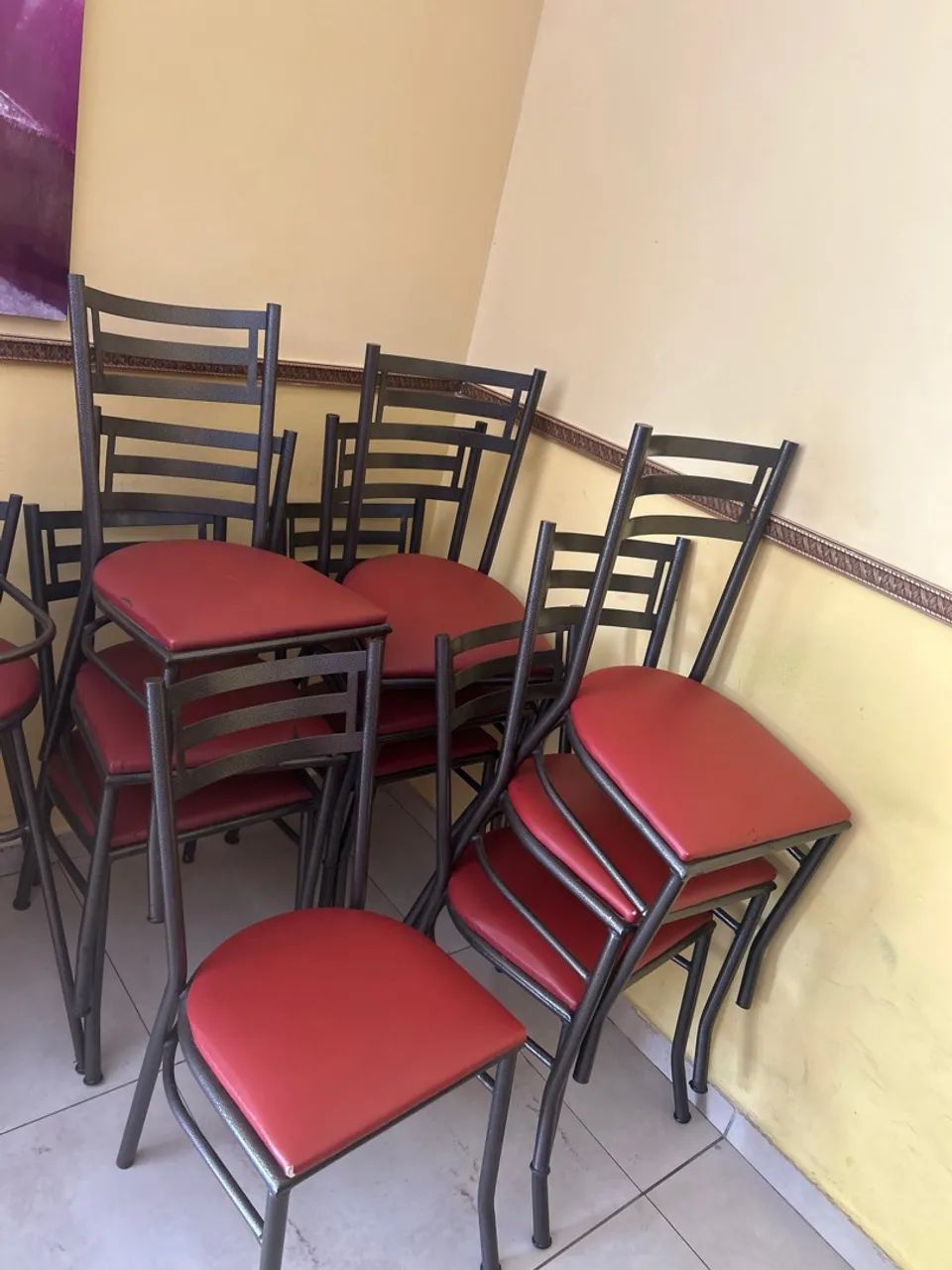 Tampo para mesa com cadeiras de ferro - Foto 4