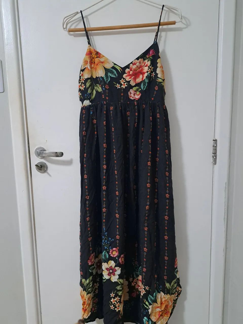 Vestido midi floral elisa farm