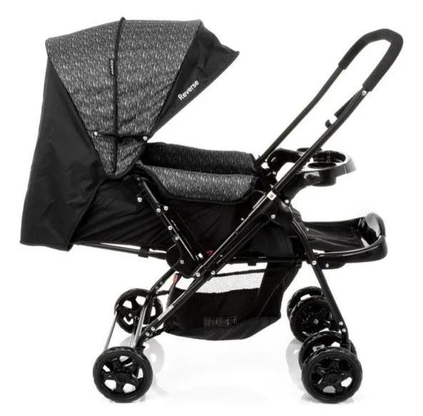 Carrinho de bebê com bebê conforto Cosco  - Foto 2