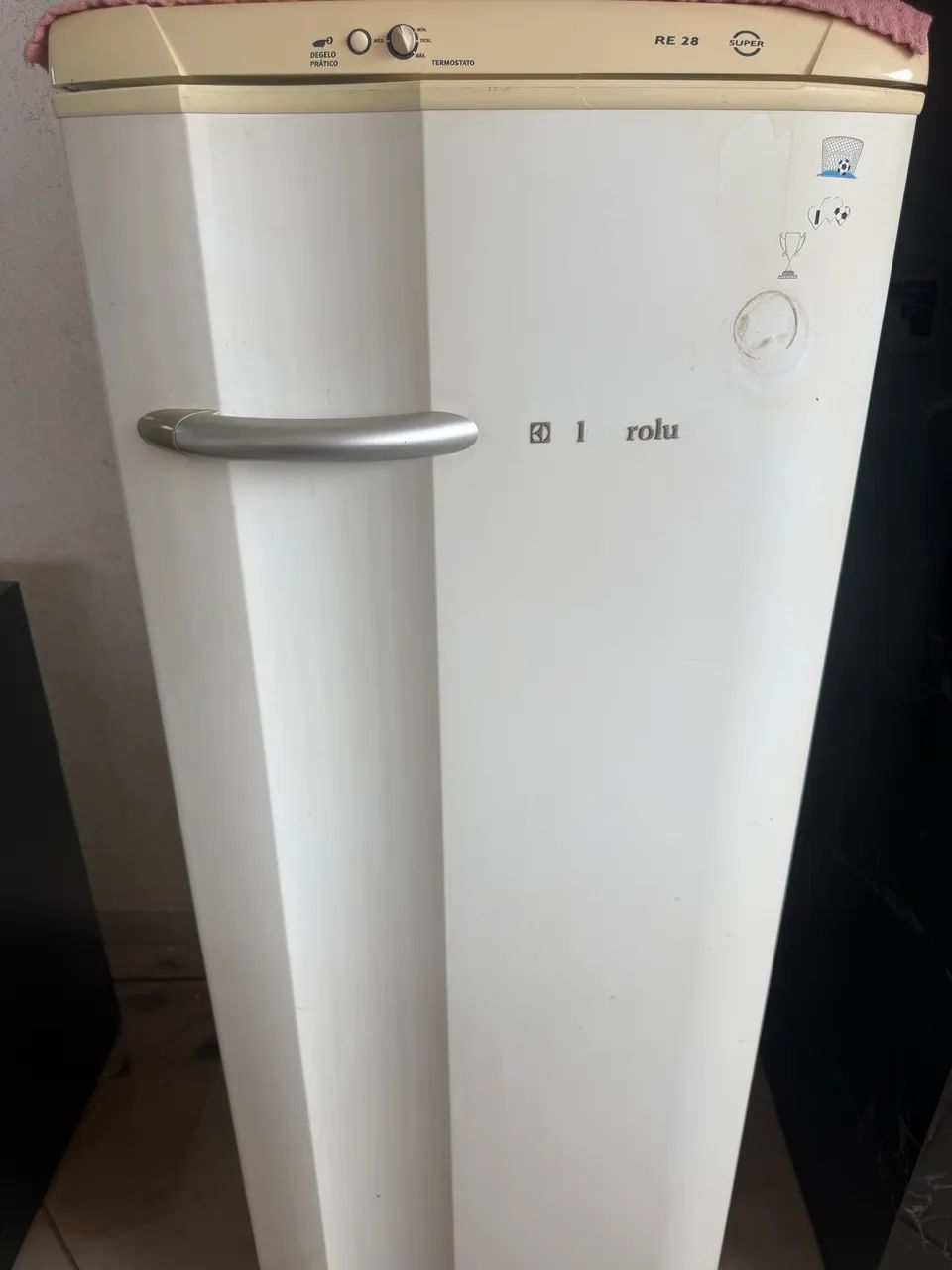 Geladeira eletrolux semi nova  - Foto 2