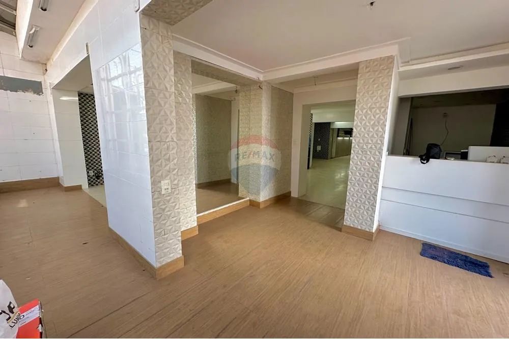 Locação, Prédio Comercial, 2 pavimento com 18 salas - Foto 3