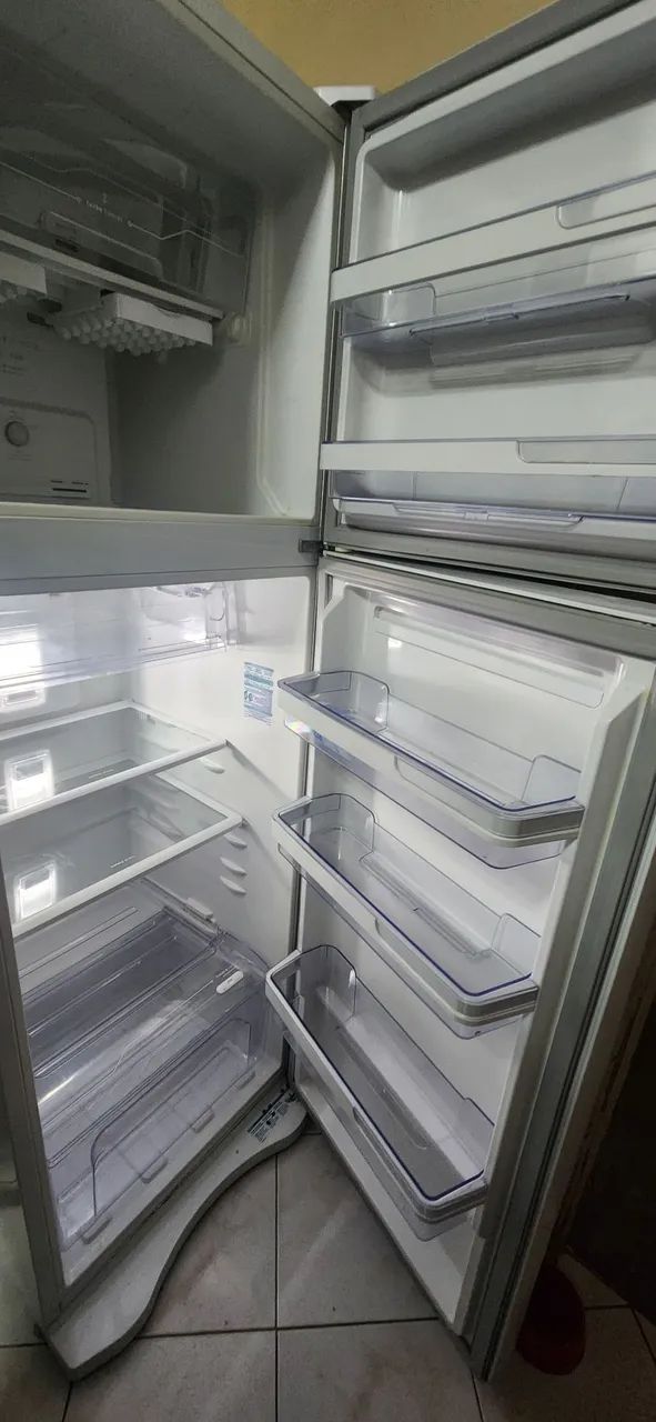 Geladeira Electrolux 382L Duplex TF42 - Foto 4