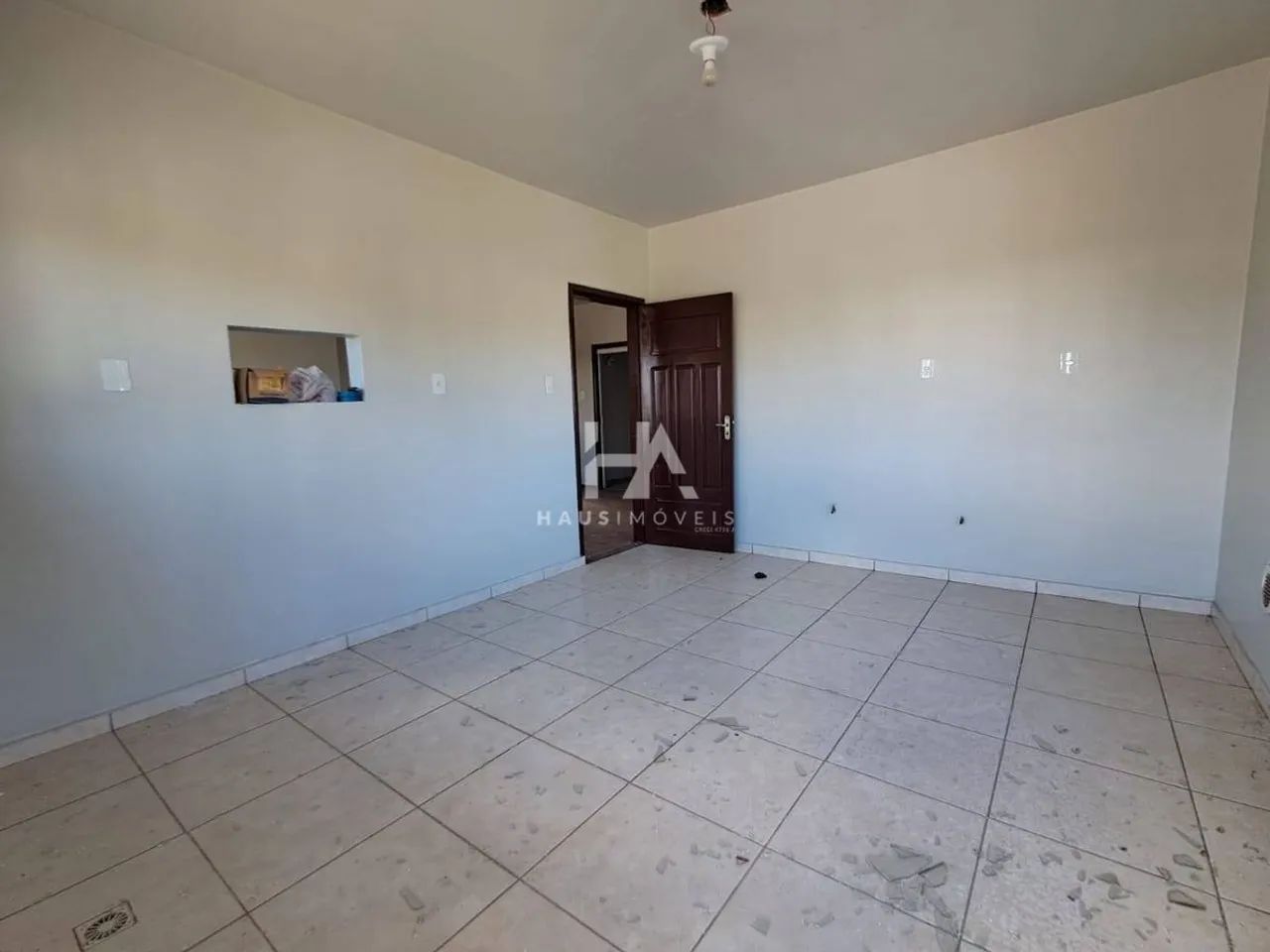 Apartamento para alugar no Centro com 65 m² e 3 dormitórios/quartos disponíveis. - Foto 2