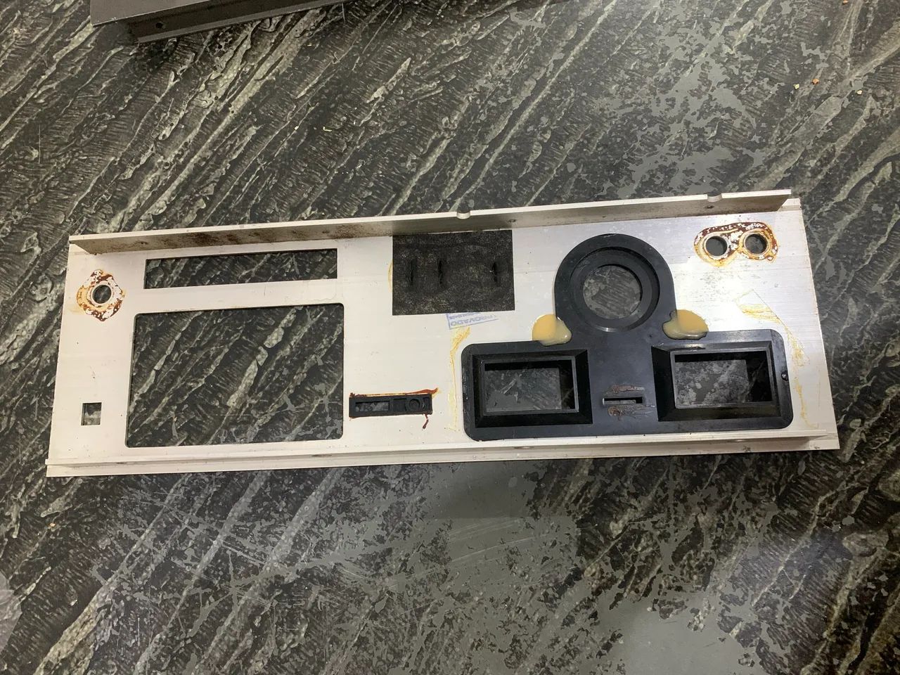 Frente tape deck CCE CD1200