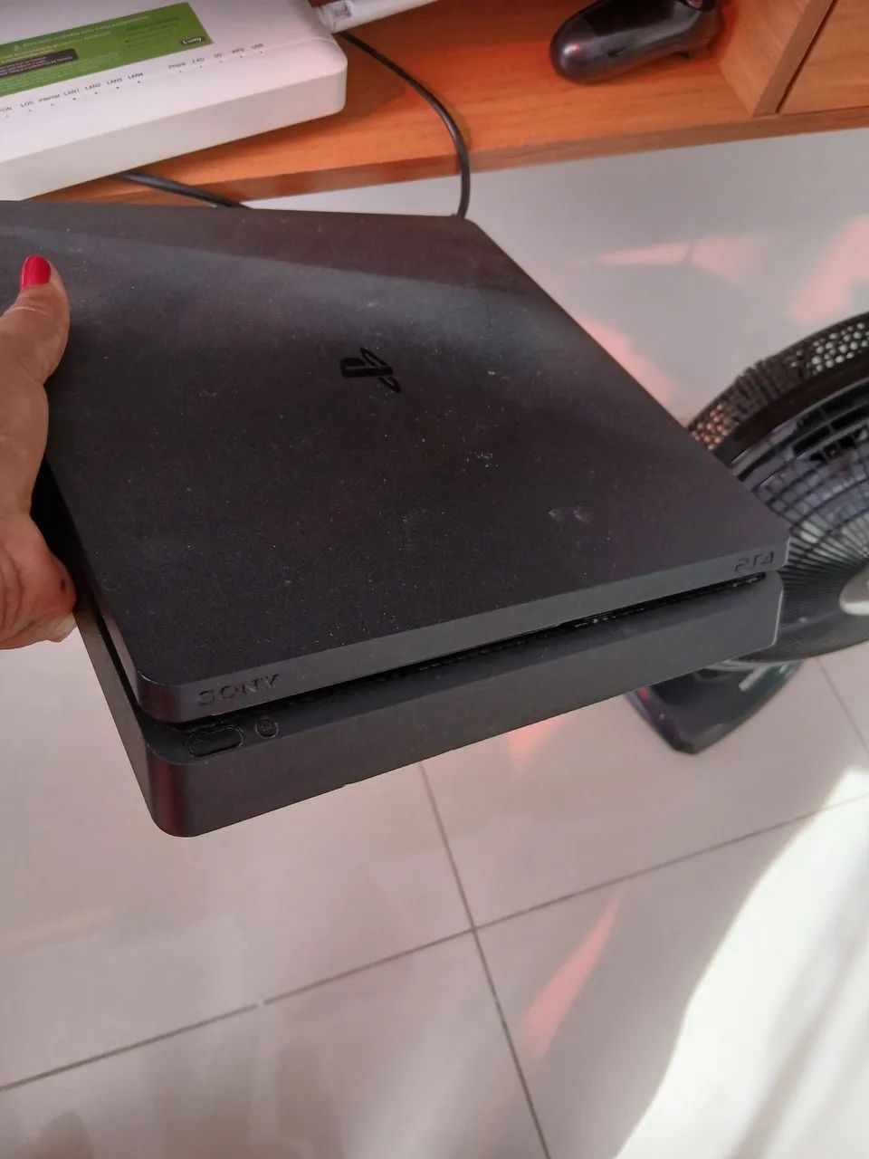 vendo PS4 FUNCIONANDO PERFEITAMENTE  - Foto 3