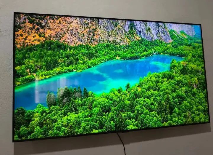 Vendo essa tv 50 polegadas smart 4k  - Foto 5