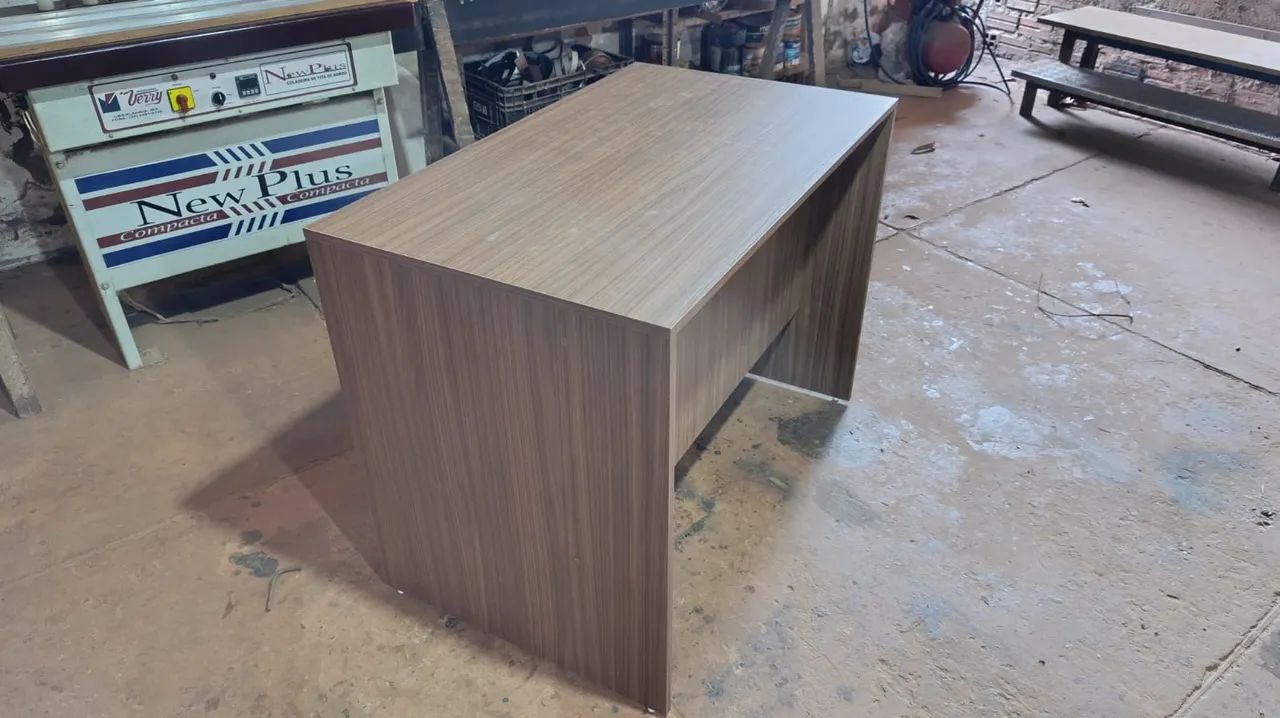 Mesa 1.00x0.60 amadeirado  - Foto 3
