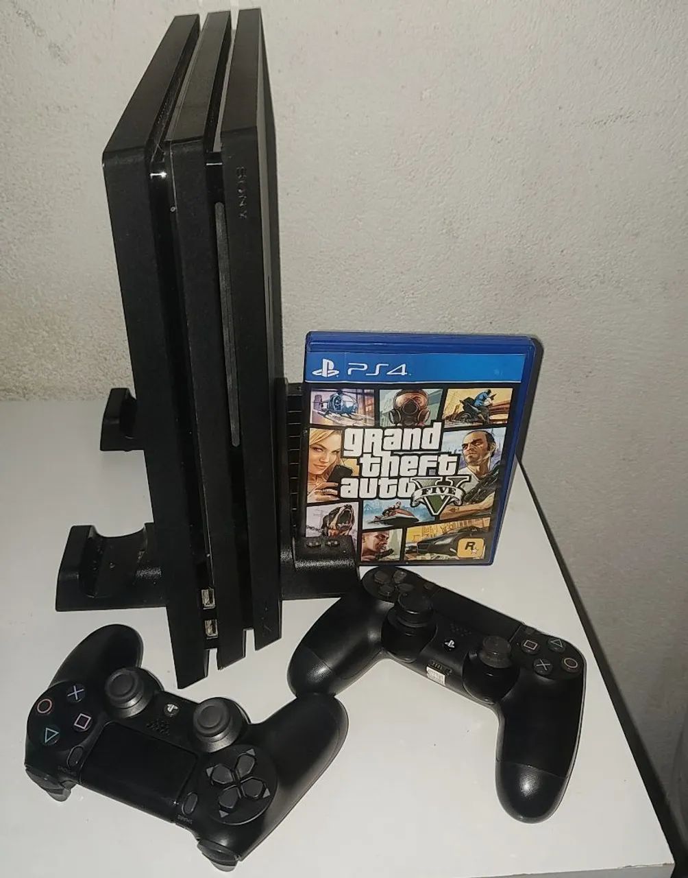 Playstation 4 pro (ps4 pro) + 10 jogos
