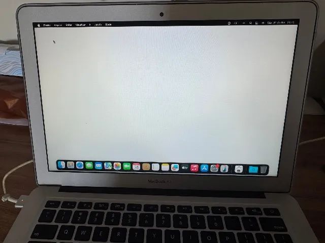 MacBook Air 13" Ano 2015 - Core i5 1.6GHz / 8 Gb RAM / 128Gb SSD - Foto 5