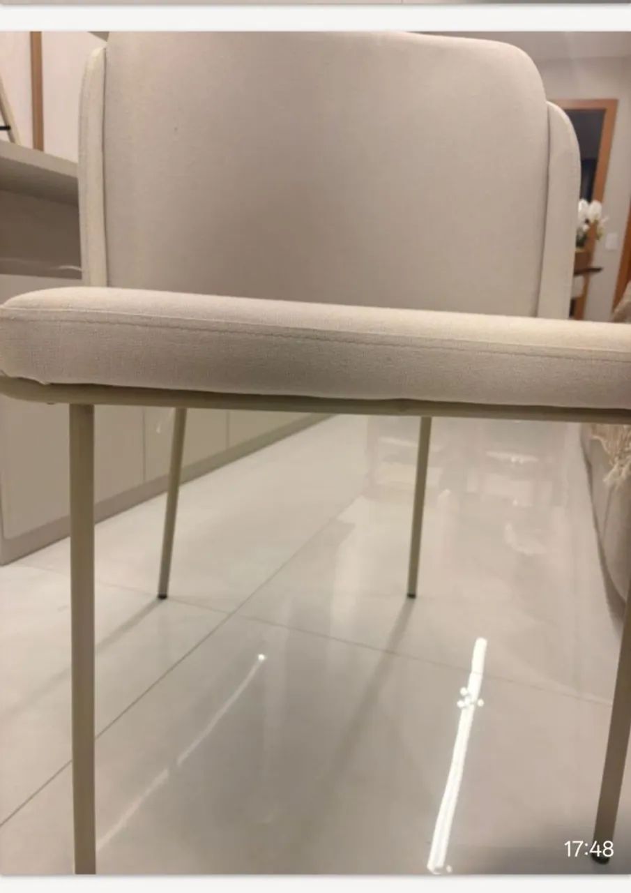 Cadeira jantar Aurora em linho e Metal seminova - Foto 5