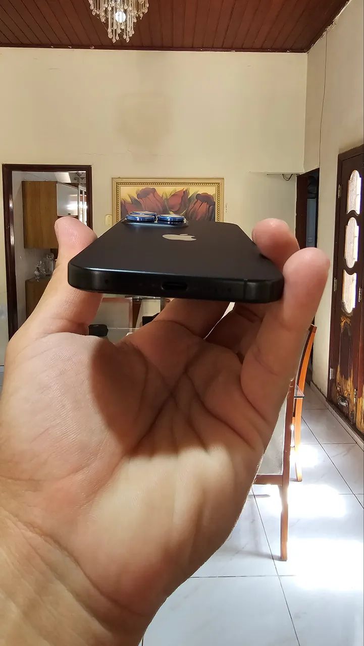 iPhone 15 Pro Max - Foto 2