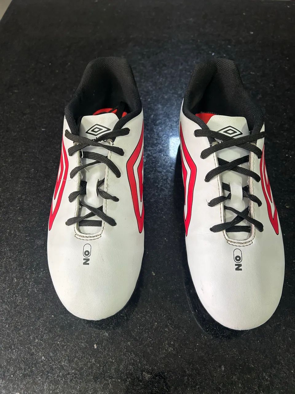 Chuteira umbro número 39 - Foto 2