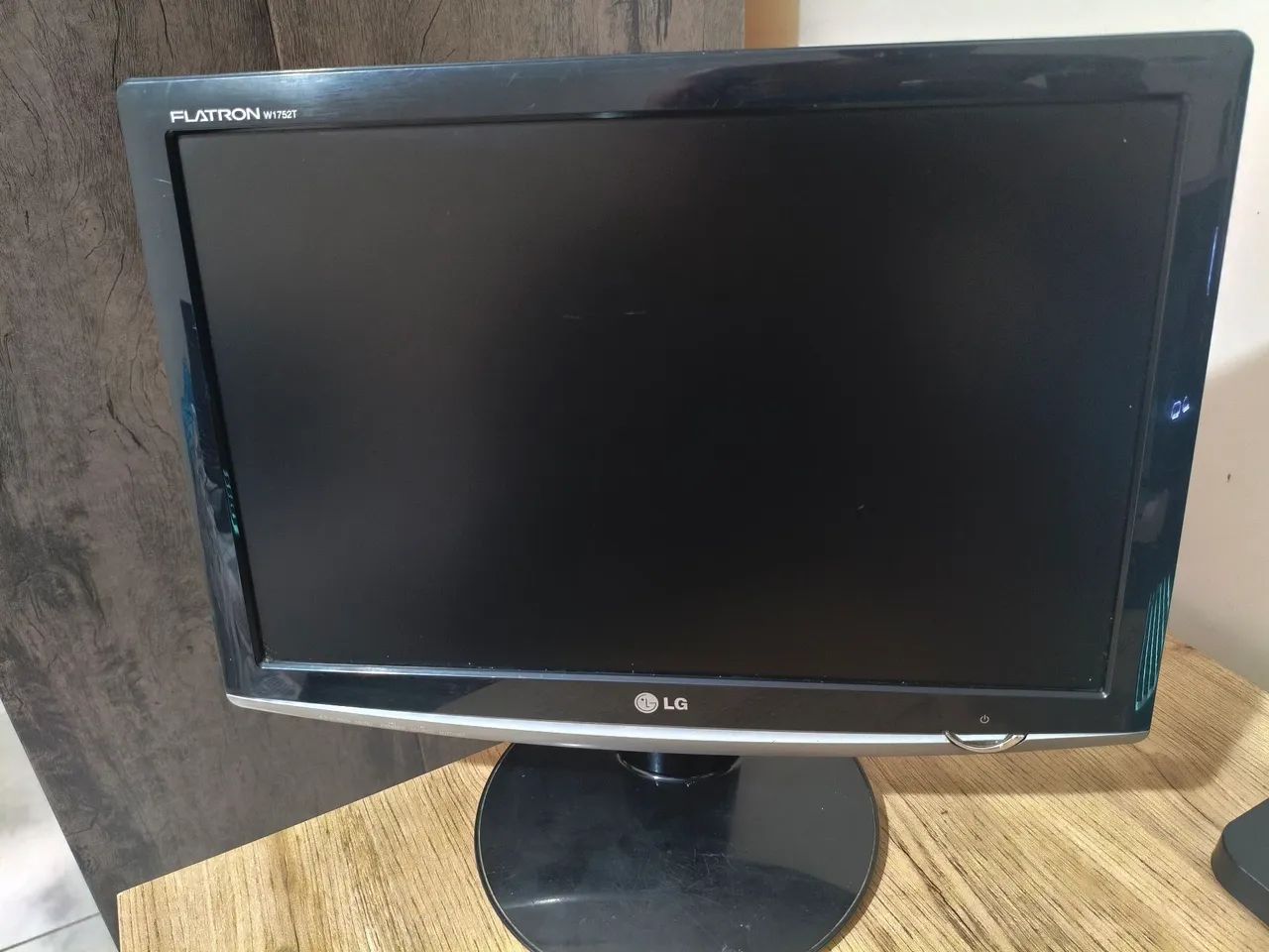 Monitor LG W1752T-PF - Foto 3