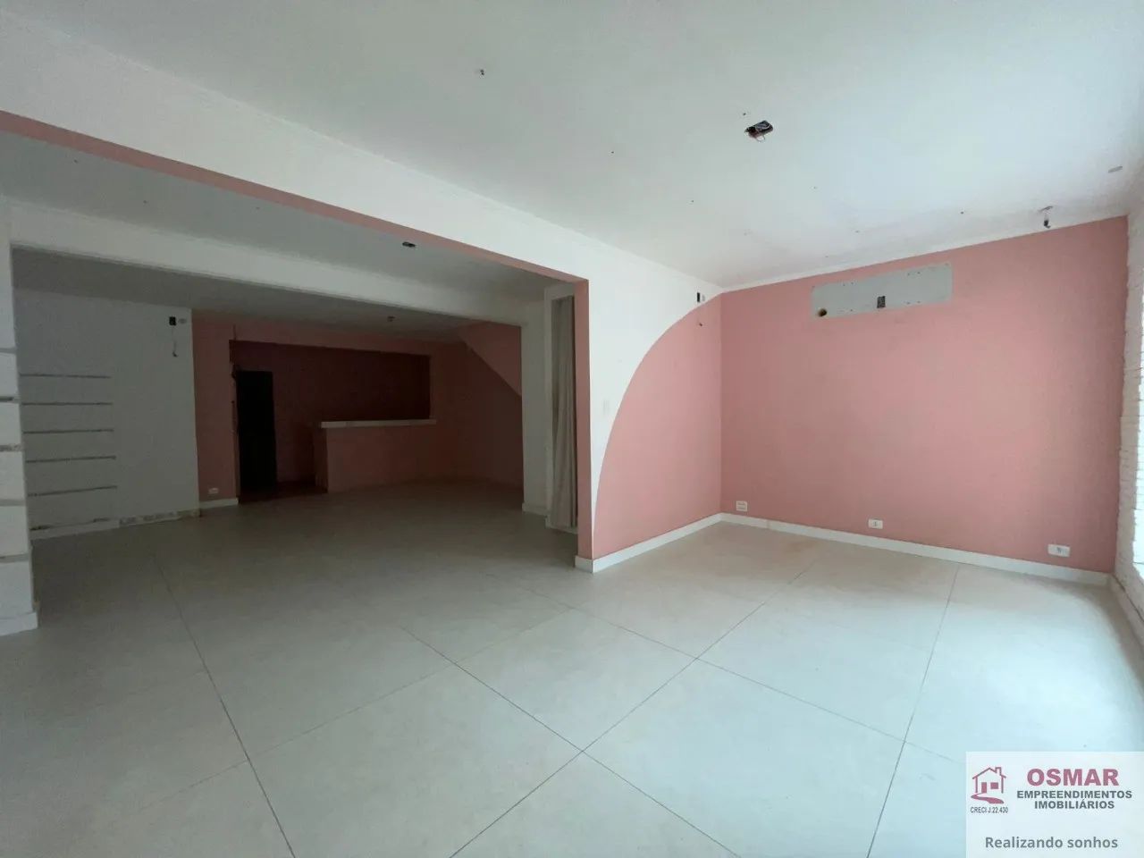 Imperdível Casa Comercial à Venda em Santos-SP, Bairro Embaré: 5 Quartos, 3 Suítes, 1 Sala - Foto 3