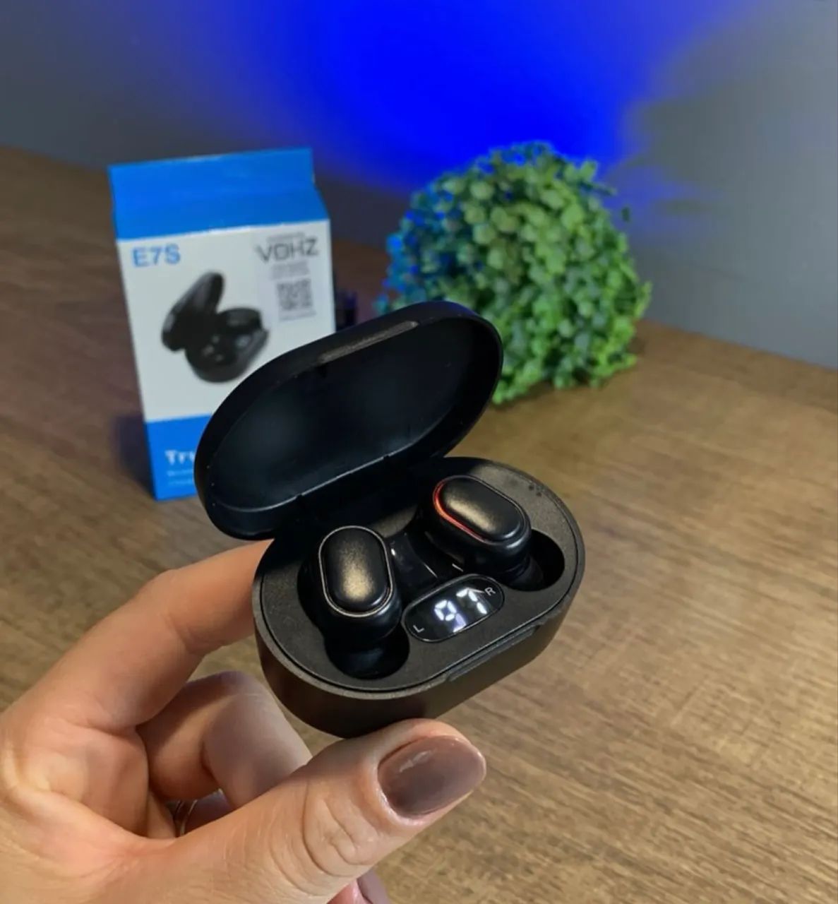 Fone de ouvido sem fio com painel digital - bluetooth 