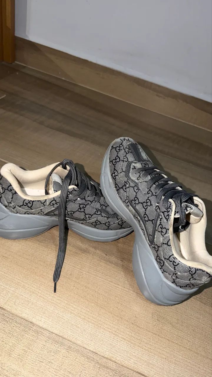 Tênis Gucci 