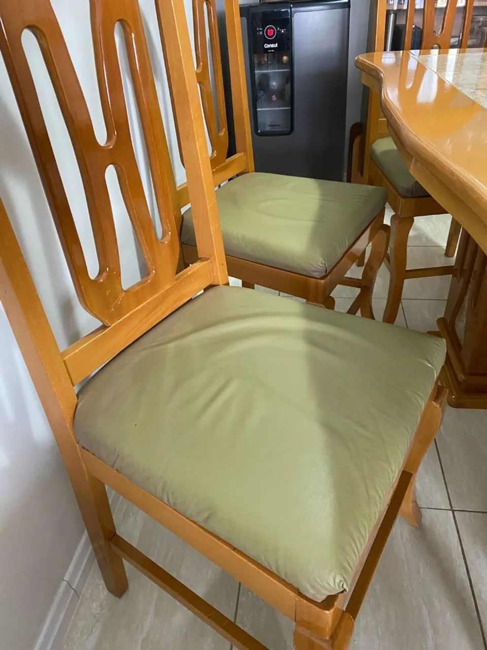 Mesa madeira maciça (Aceito oferta) - Foto 4