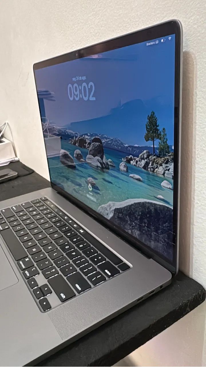 MacBook Pro 2018  - i9 32GB RAM / 1TB SSD - Foto 2