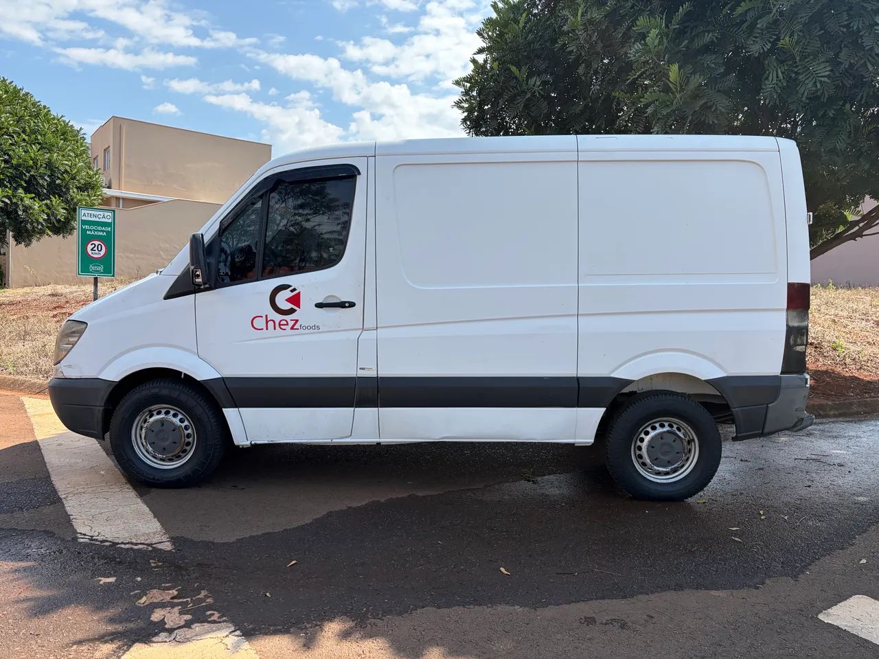 Mercedes-Benz Sprinter Sprinter 311 Furgão Longo 2.2 Dies 2012