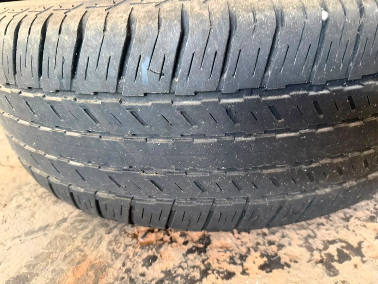 Pneu 265/60/18