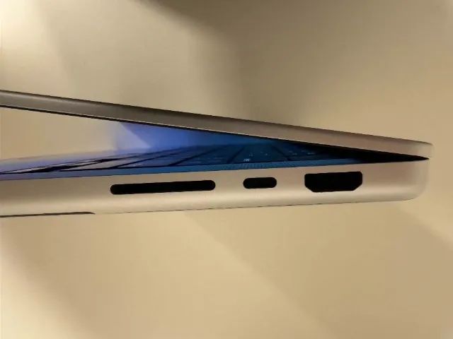 Apple Macbook Pro A2992 Silver 14 M3 Pro 18gb 512gb - Foto 3