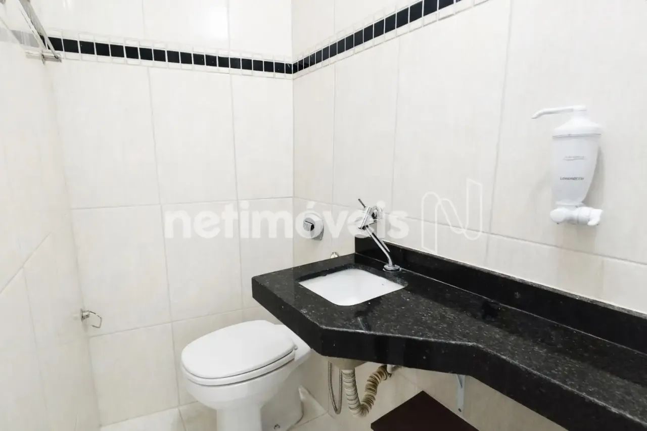 Sala comercial para alugar no bairro Coração Eucarístico, com 18 m²; de área e 1 banheiro. - Foto 5