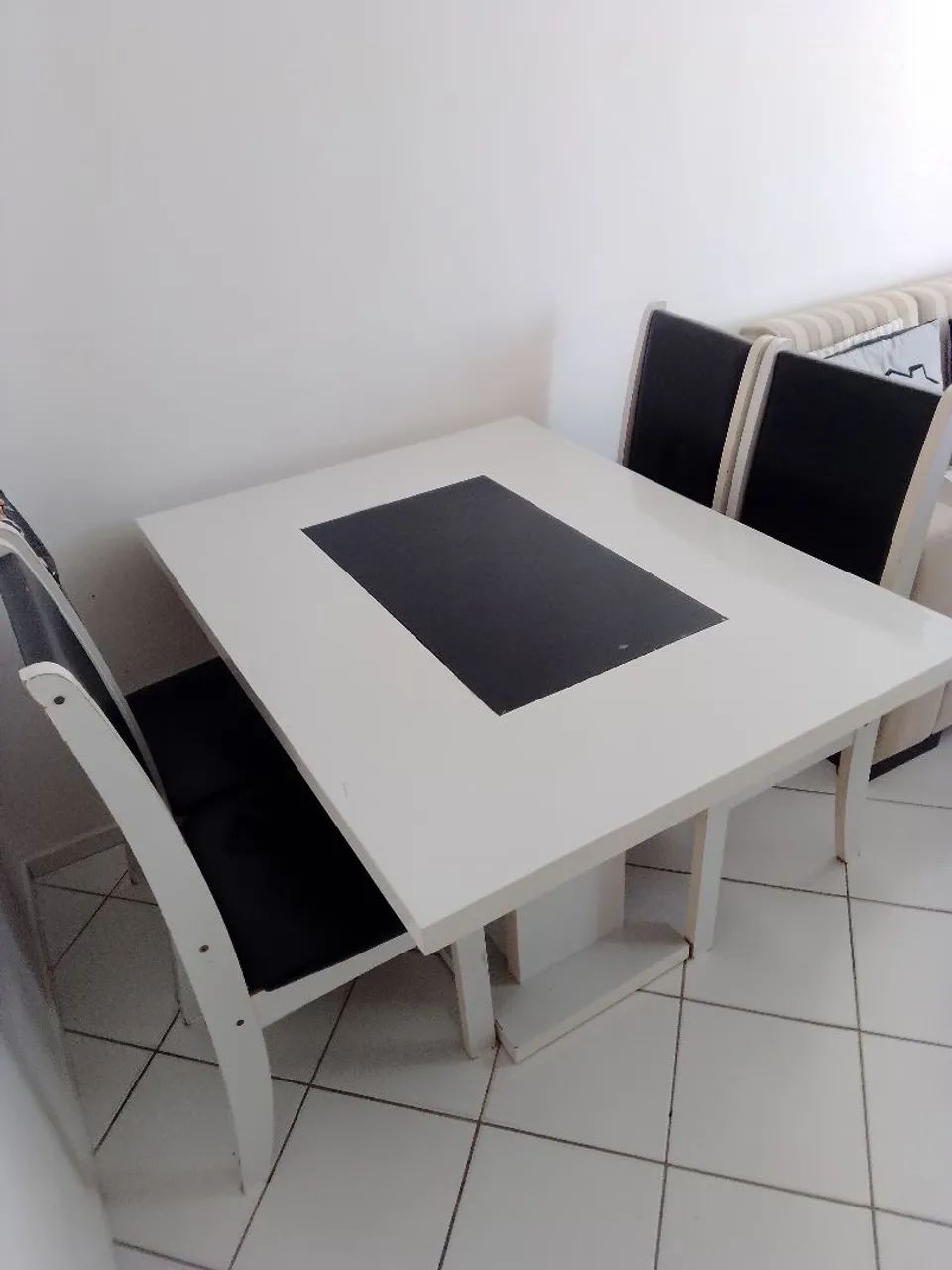 Mesa 4 cadeiras para sala