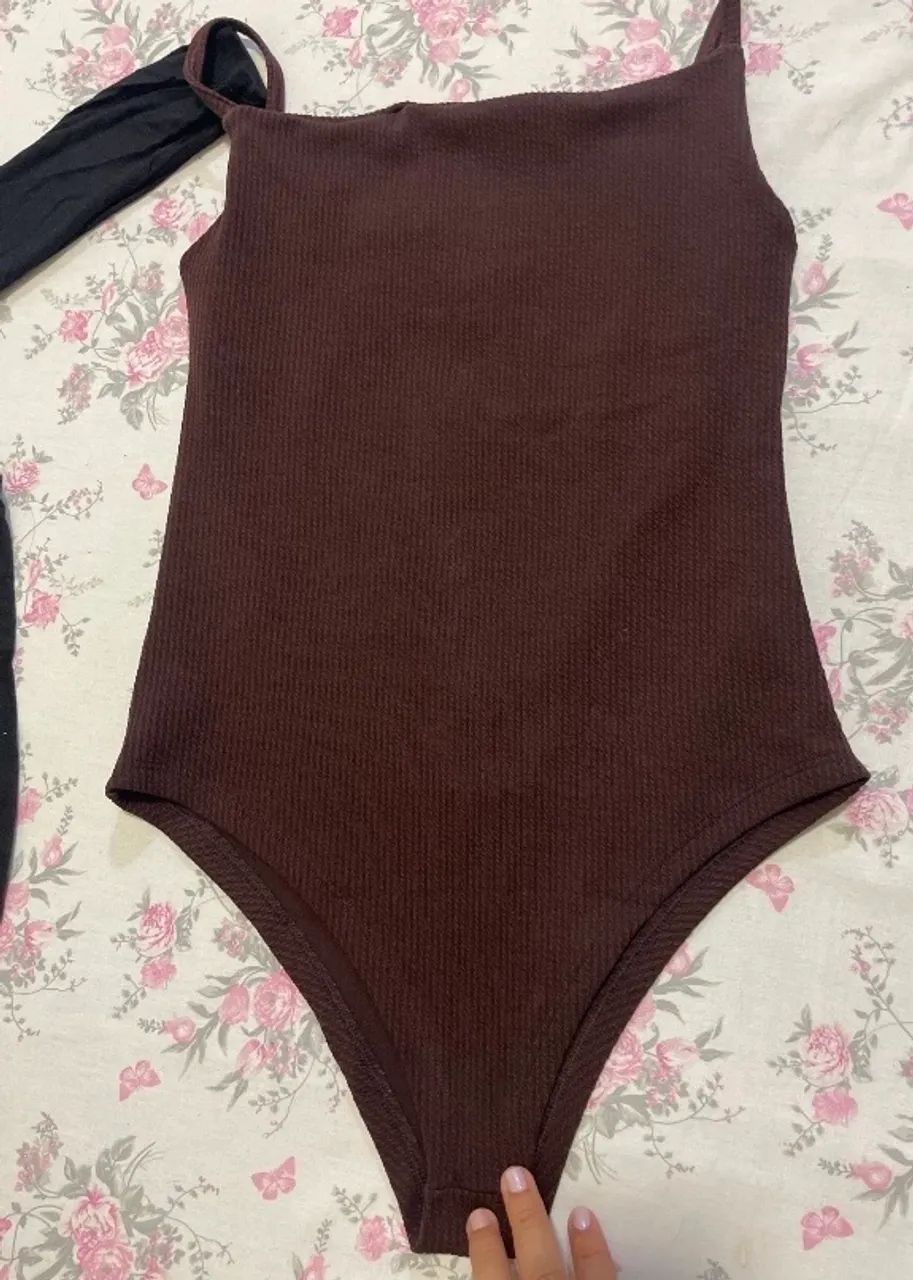 Kit de 5 roupas femininas PP ou P - Foto 4