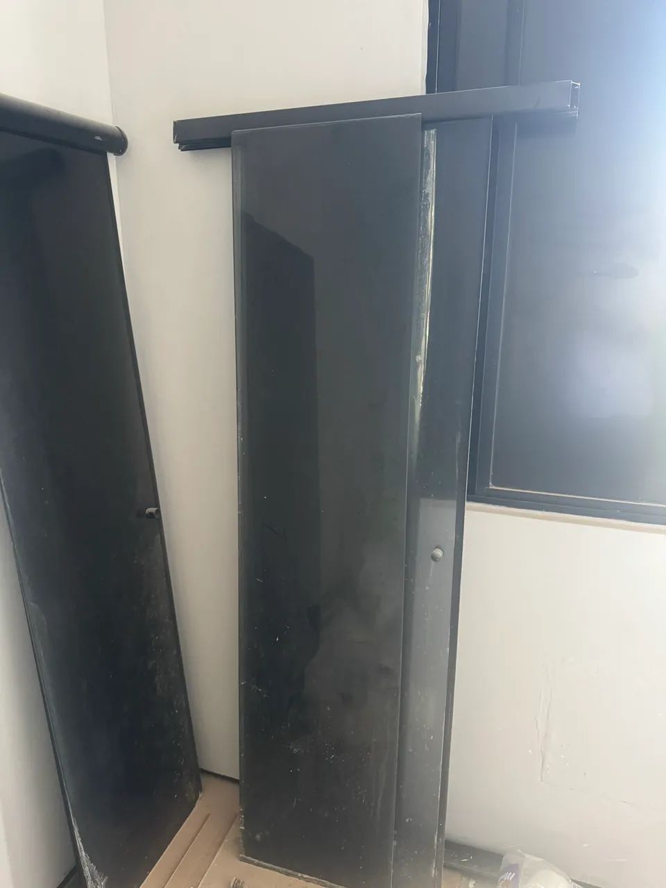 Porta de vidros de correr, 2 Box de vidros para banheiros e bancadas de mármore  - Foto 6