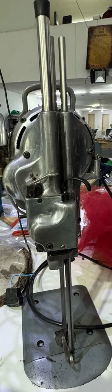 Máquina de Corte EASTMAN BRUTE 10 Polegadas - Foto 5