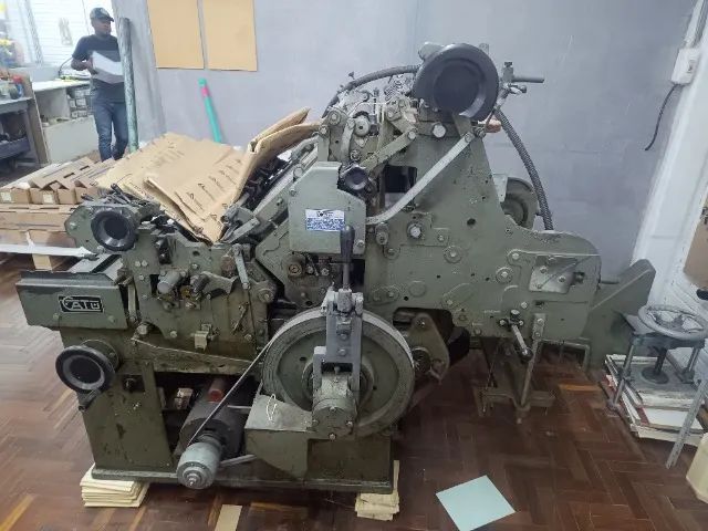 Máquina CATU 380