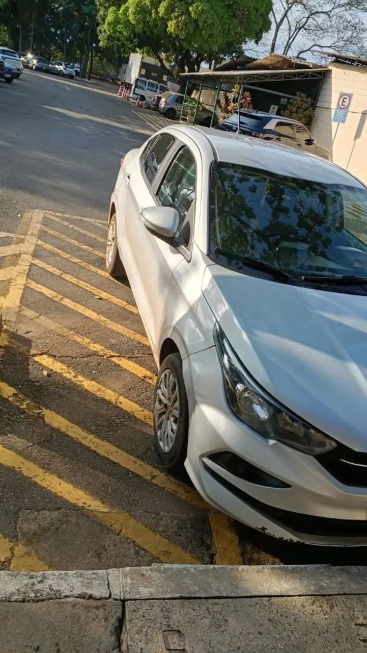 Fiat Cronos Drive 1.3 8V Flex 2021 - Foto 4
