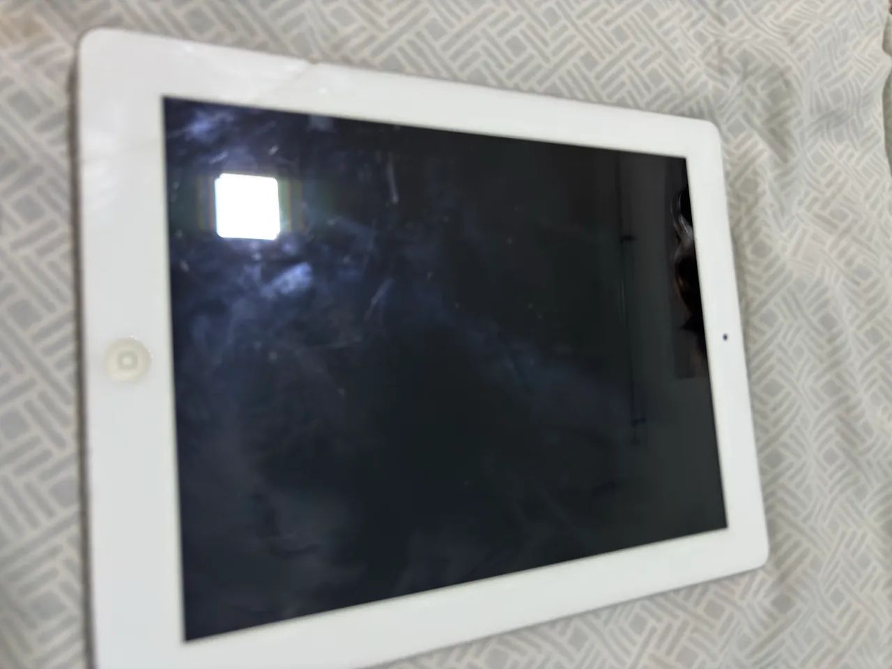 iPad 4ª geração de 16 GB.