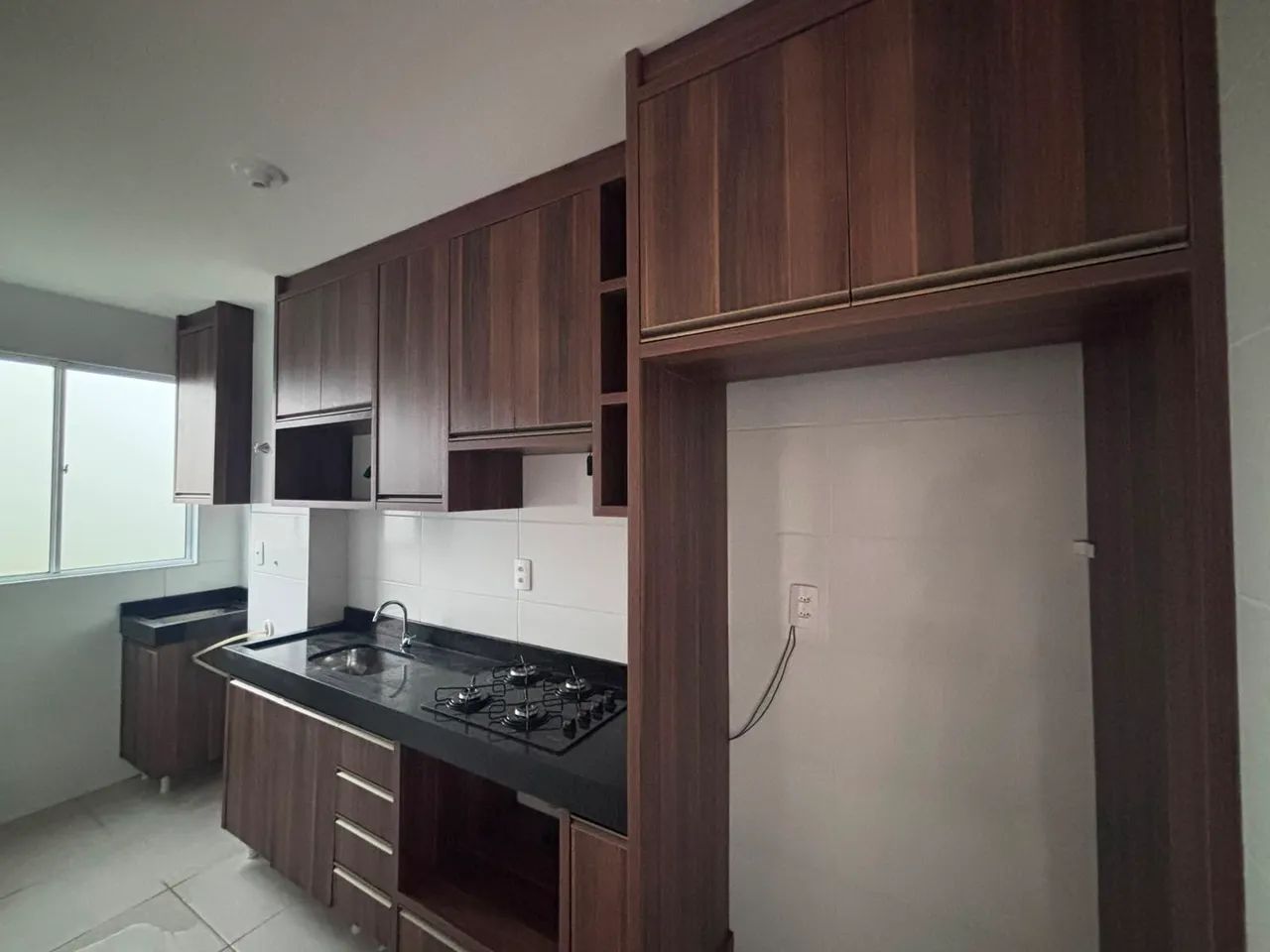 Apartamento com 2 Quartos, 49 m² e 1 Vaga - Zona 07, Maringá/PR - Foto 3