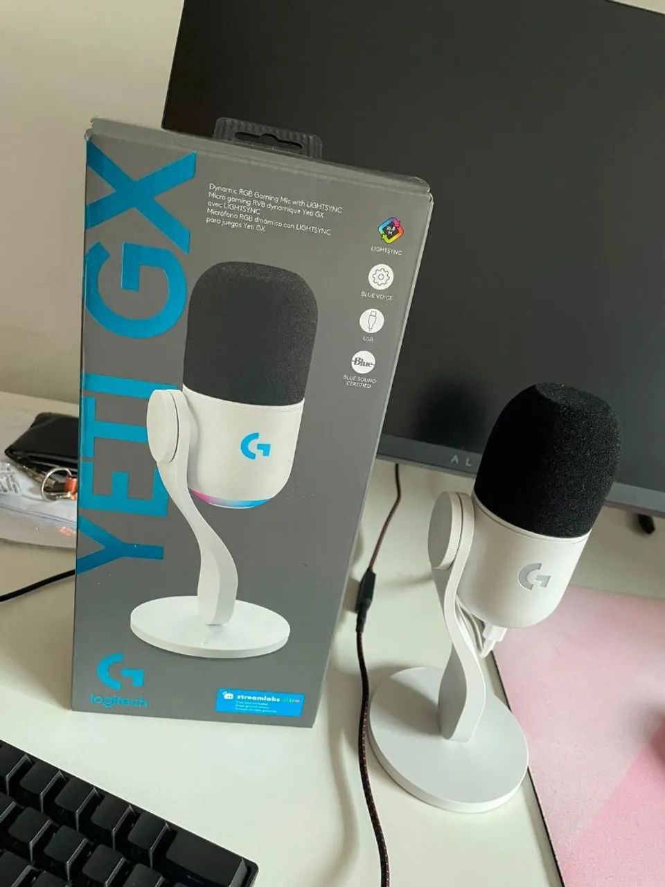 VENDO Microfone Logitech G Yeti GX LightSync