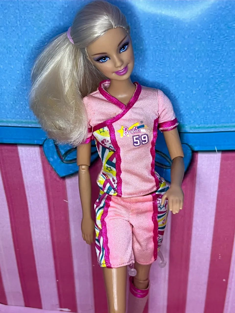 Barbie Jogadora de Futebol  - Foto 4