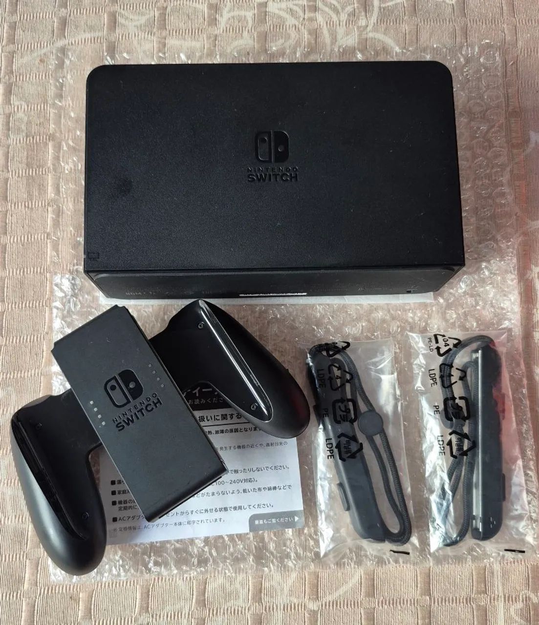 Nintendo Switch Oled 64GB - Jogos de Vídeo Game - Ouro Verde