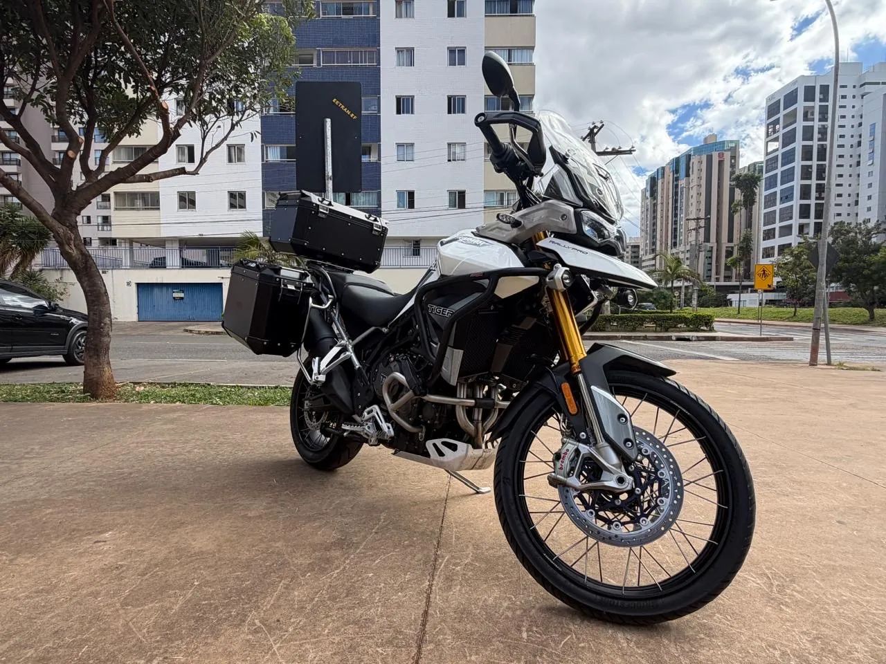 Triumph 900 Rally PRO 2022 - 1500705295 | OLX