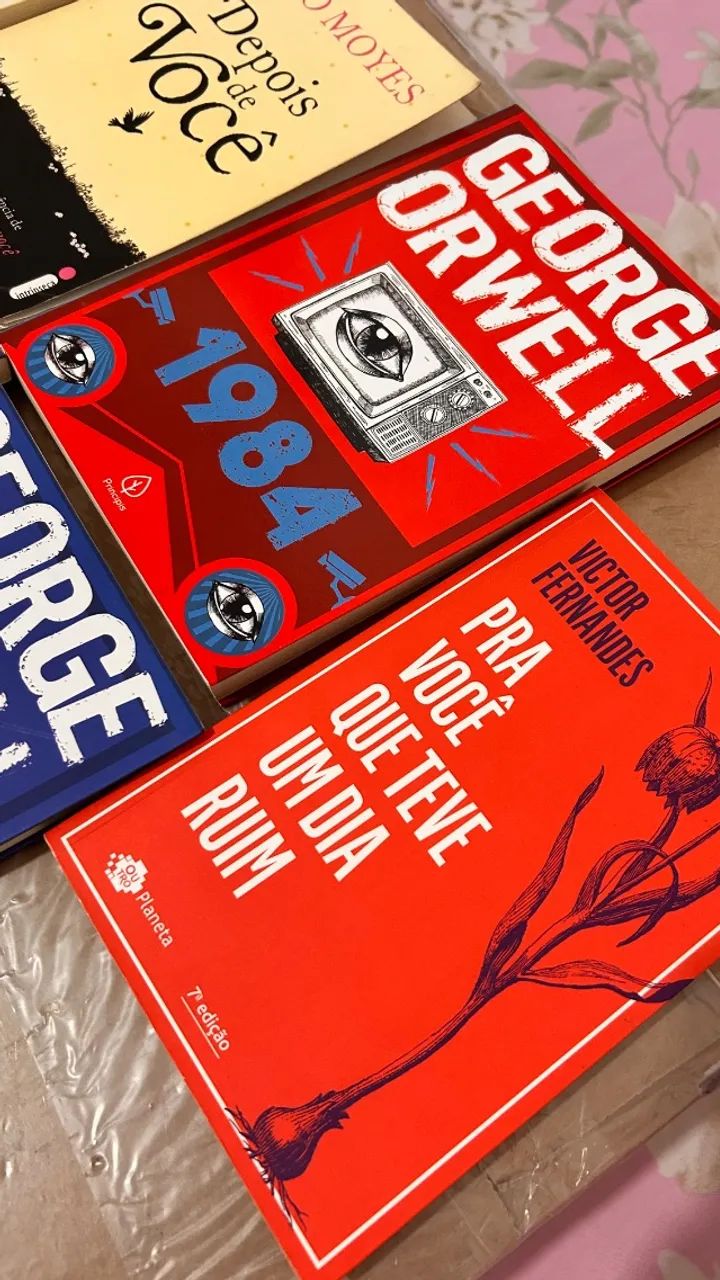 Livros - (15,00 cada) - Foto 2