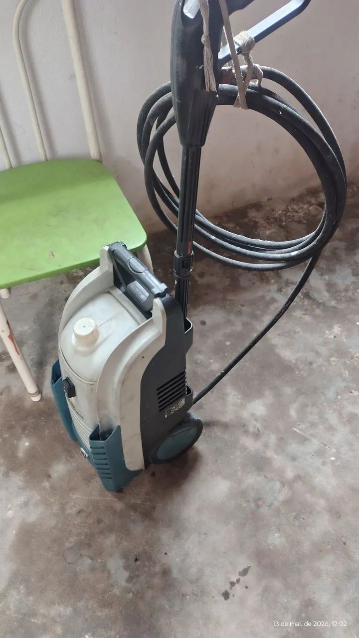 Vendo essa máquina de lavar jato Schutz de 1700W ,110V bairro nova vitória ZAP * - Foto 3