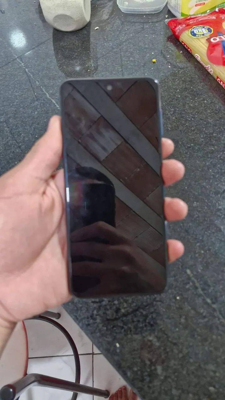 CELULAR COM CAIXA E CARREGADOR ORIGINAL ,PARA RETIRADA DE PEÇAS