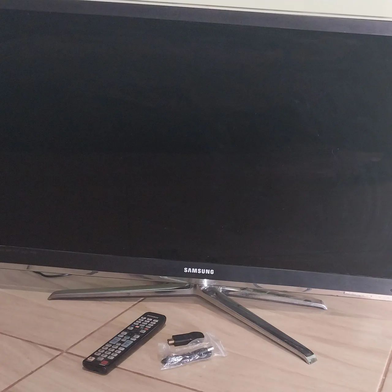 TV - Televisão Samsung 40pol com Chrome Cast - Foto 2