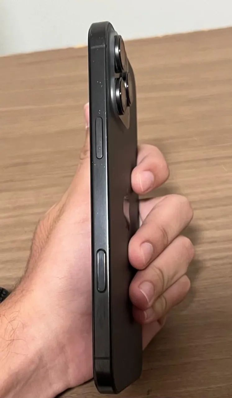iPhone 16 pro max  - Foto 3