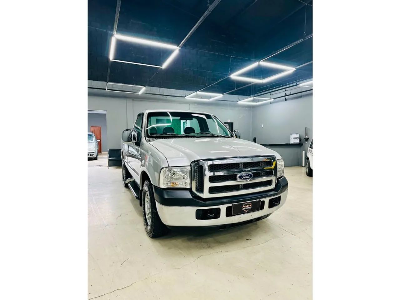 Ford F-250 XLT 3.9 4x2 CD TB Diesel, foto 2 de 10