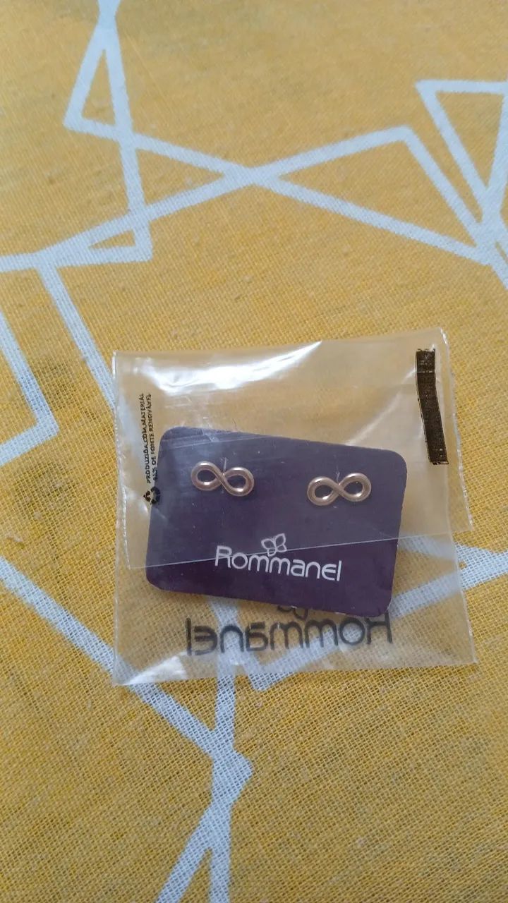 Combo da Romanel Brinco é Pingente 