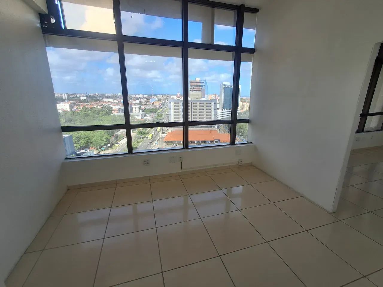 Alugo Ponto Comercial  Edifício Planta Tower  Renascença - Foto 2