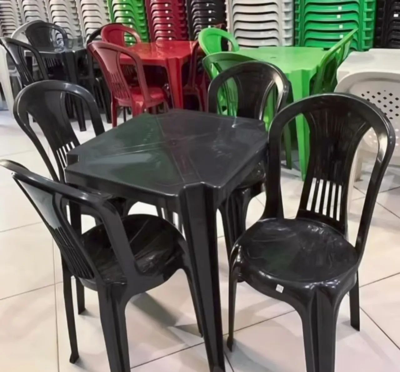 Conjuntos de mesas e cadeiras preta Top Mil 
